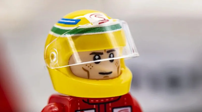 With LEGO Formula 1 helmets rumoured to be coming in 2026, we’ve got a few suggestions of iconic designs that would work well in bricks.

brickfanatics.com/five-formula-1…

#LEGO #LEGONews