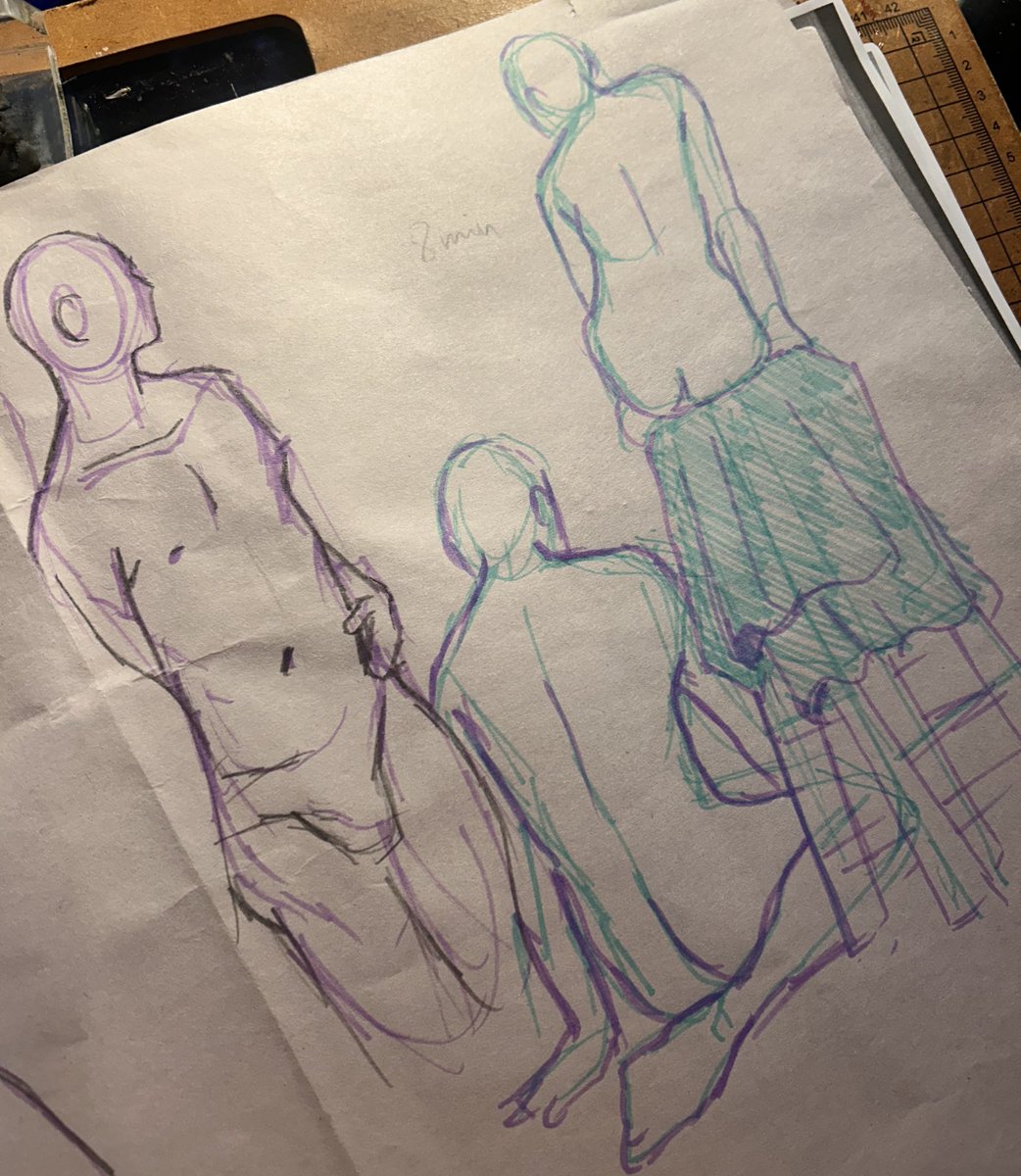 mwaacks's tweet photo. estudos de modelo vivo!! vídeo novo no canal falando sobre os trabalhinhos da facul! vai lá dar uma olhada!! 💌✨✨
#art #modelovivo #modelo #artmoots #arte https://t.co/wGNbAY0t1y
