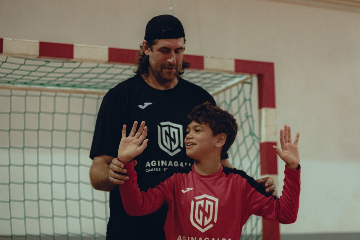 CAginagalde's tweet image. 🤾 ¡Así arrancaba el tercer día en @CAginagalde: entrenando y disfrutando al máximo!

🙌 Entrenamos, aprendemos y, sobre todo, disfrutamos.

📸 facebook.com/share/19XxMzbM…