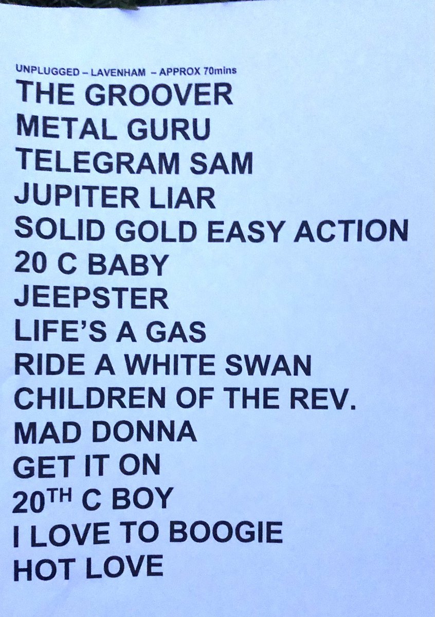 Robin Carr tweet media