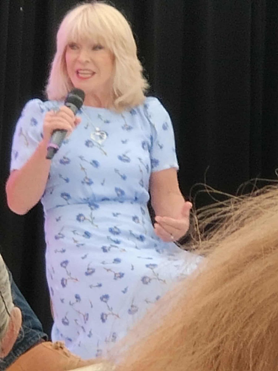 Thank you to everyone who saw us at #southportflowershow  Mrs Mead got her books signed by Nancy, I got to see my #teenagecrush Toyah. Van to unload, meadery to re-order then we close on Friday evening for our two week break, can't wait to switch the alarms off! 

#mead