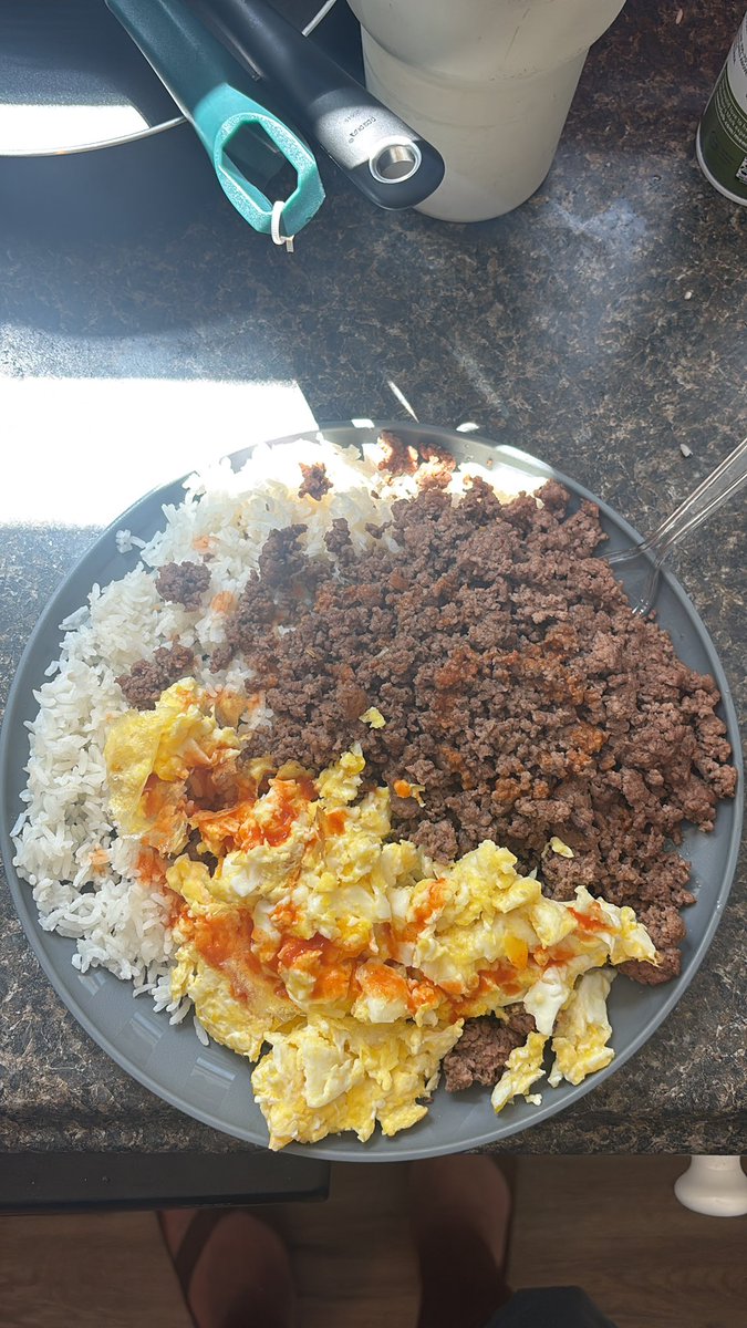 Pound of beef, 4 eggs, and some rice. You niggas couldn’t even comprehend
