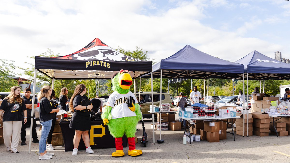 This morning, I joined Pirates Charties and took part in the Pittsburgh Public Schools Annual #PittsburghforPPS event where we gave out <a href="/sheetz/">SHEETZ</a> lunch bags to students! It was a great day! 🫶