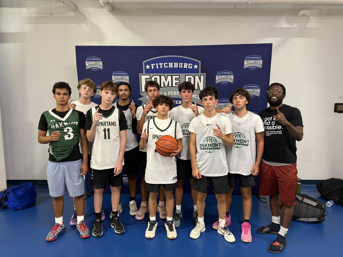 GameOnSports2's tweet image. Congratulations to our GBL High School League Champions! 

• Oakmont – Girls Division Champions
• Oakmont – Division II Boys Champions
• Lunenburg – JS Division I Boys Varsity     Champions
An incredible season from all the teams — thank you for bringing the energy every game!