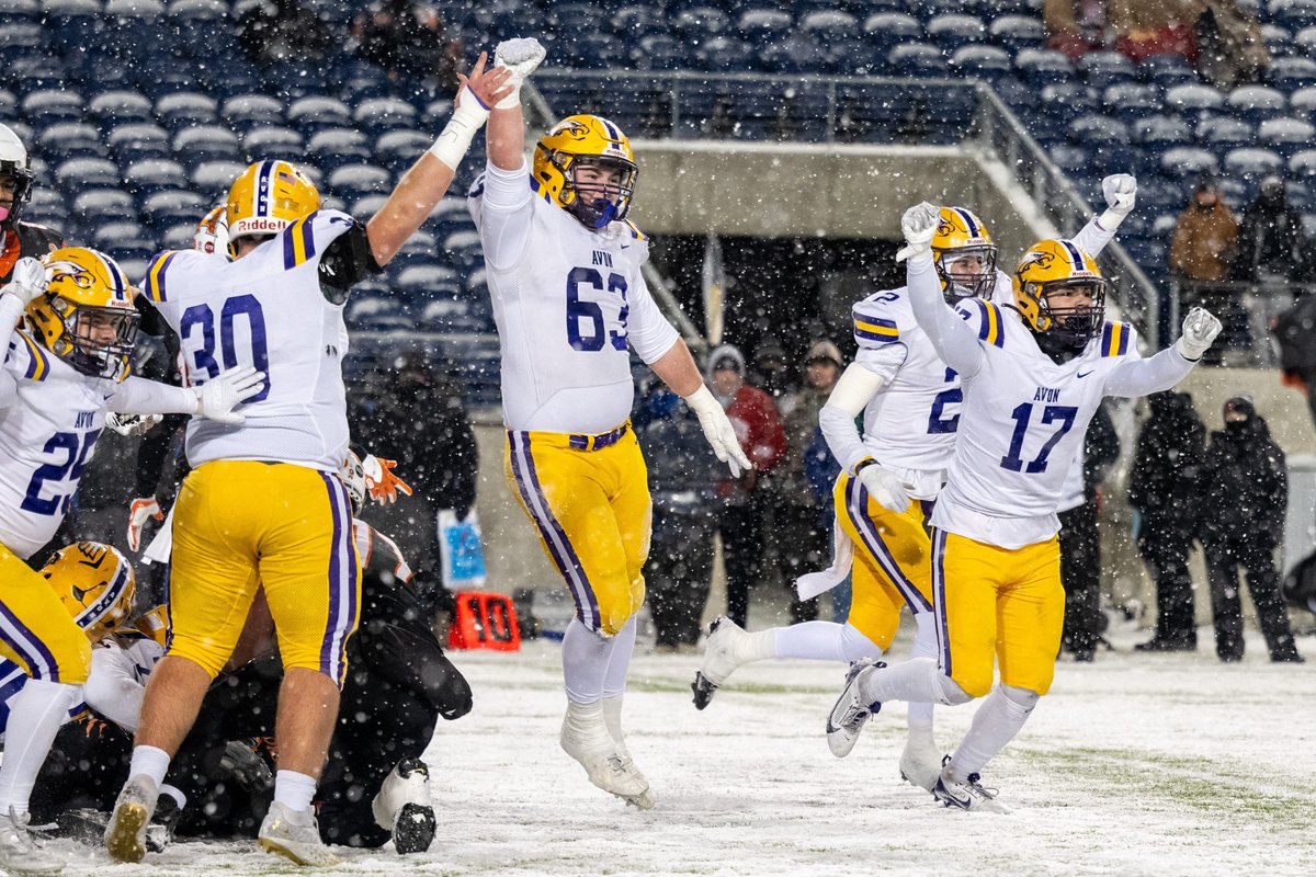 🏈 #OHSAA FOOTBALL: Spectrum News 1 has announced its 2025 regular season coverage schedule. The OHSAA Game of the Week kicks off Friday night with statewide coverage of Austintown Fitch vs. Hudson.

➡️ Full schedule, how to watch: ohsaa.org/Sports-Tournam…