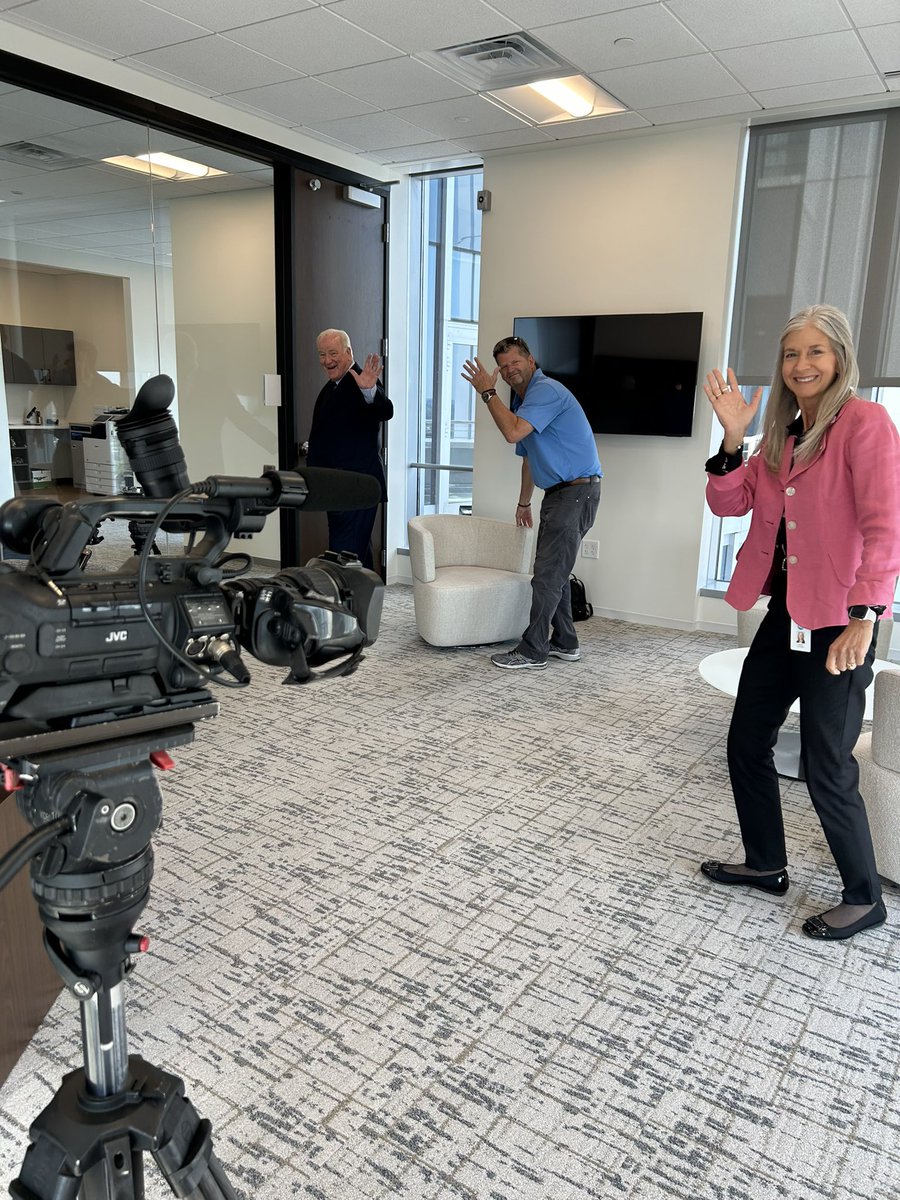 paulatoti's tweet photo. 13 days away to @WesternSouthern @webn #Riverfest fireworks on @Local12 getting the “behind the scenes” with the WS folks today. 49th year!!!! https://t.co/kERi3fS5Jy