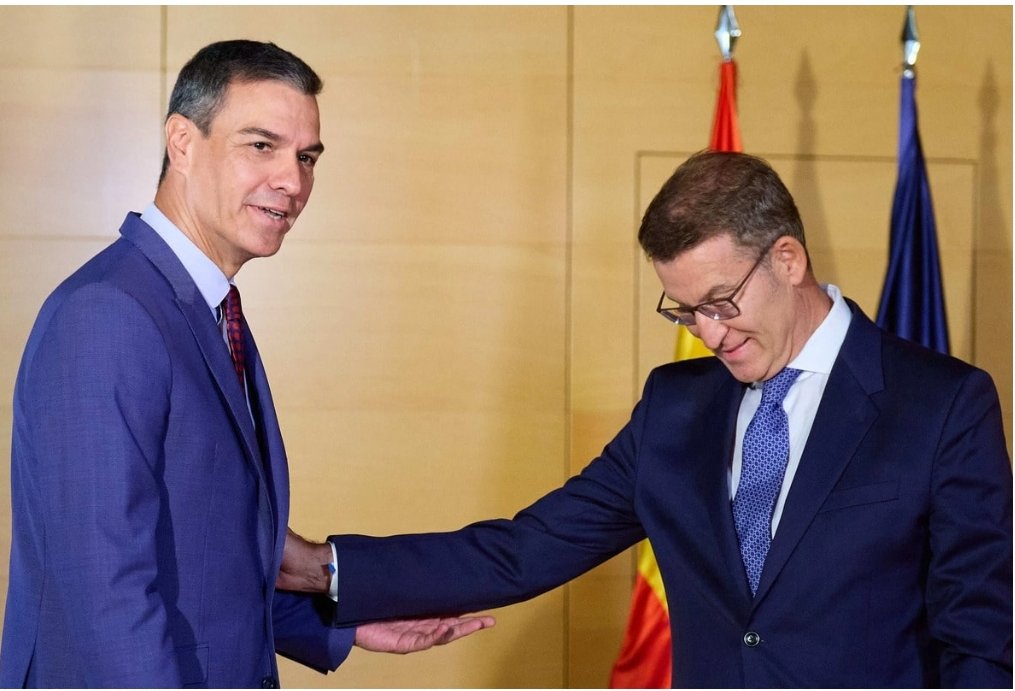 🔴 El PP está dispuesto a cerrar un nuevo pacto con Pedro Sánchez para el reparto de cuatro magistrados del Tribunal Constitucional.

Son una inmensa estafa.

Noticia completa 👉🏽 gaceta.es/espana/el-pp-e…