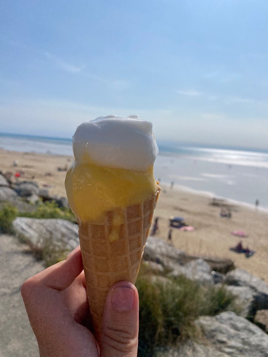 Je dédie cette photo à tous les usagers de la ⁦<a href="/Ligne6_RATP/">Ligne 6</a>⁩. À déguster quand on passe à #Glacière cet été 💕