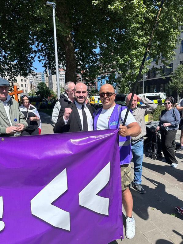 TomClark1565949's tweet photo. @NickTenconi #LetsTakeOurCountryBack #VoteUKIP #NickTenconiForPM #MassDeportations #MassDeportationsNow #SecureOurBorders #Patriots #ThePurpleWaveIsComing #March #Liverpool #Britain #Political Looking forward to Liverpool Nick it will be a good day out 🟣🇬🇧 https://t.co/NQW9z5Wybx