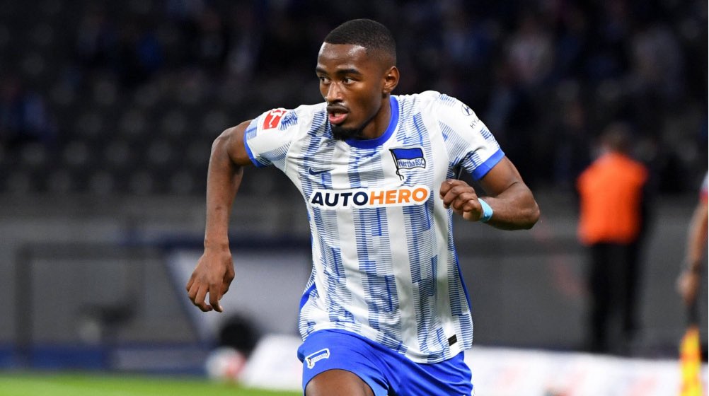 Reese seit dem er die Hertha mit seinem Vertrag die letzten Ersparnisse genommen hat #hahohe #Herthabsc