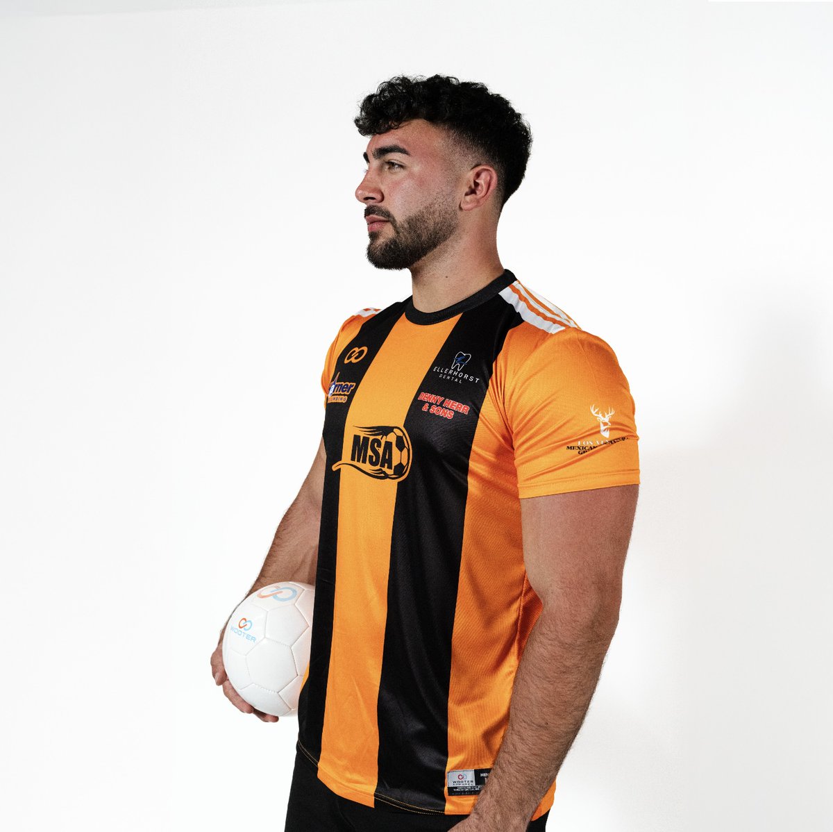 Game on. Custom soccer kits that move like you do—only from Wooter.

wooter.com