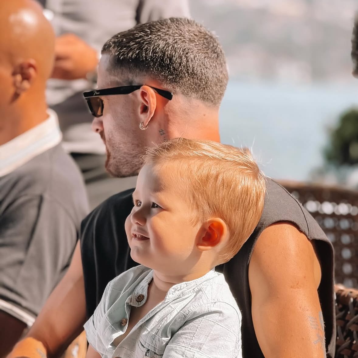 KartalRecord's tweet photo. ❤️ Rafa Silva ve yeğeni. https://t.co/1BkEYAaZWX