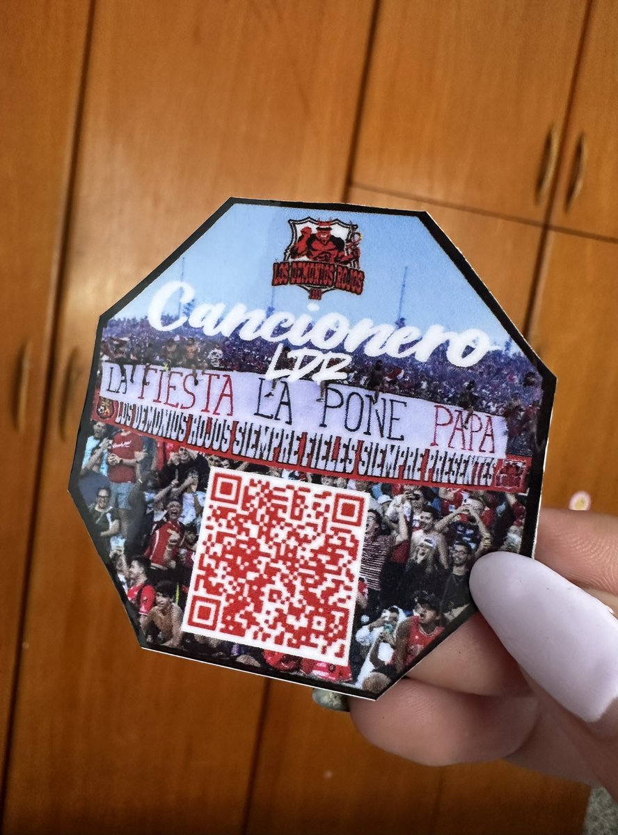 Skatenny's tweet photo. Temporada de Stickers 👹🇾🇪 https://t.co/kU70lNqlBX