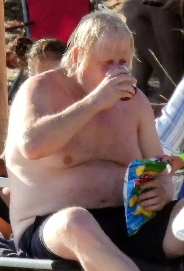 ‼️🇬🇧🇺🇦 1,2mil Ukrainian men dеаd because #borisjohnson told #Zelenskyy he could defeat #Russia.
