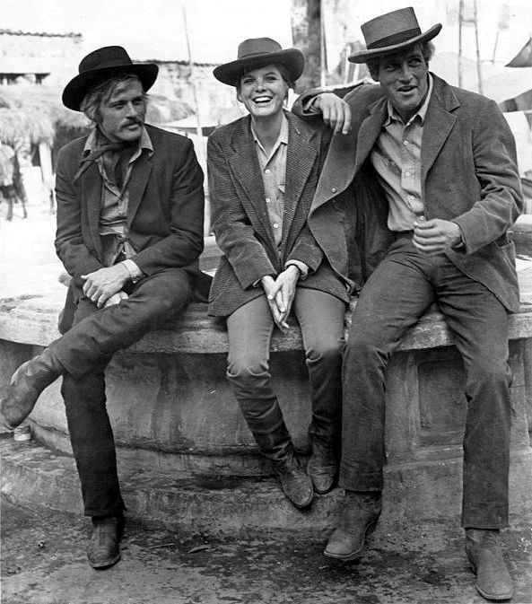 ClassicMovieHub's tweet photo. love this picture...
Robert Redford, Katharine Ross and Paul Newman on the set of Butch Cassidy and the Sundance Kid... https://t.co/KqKOXr1sTd