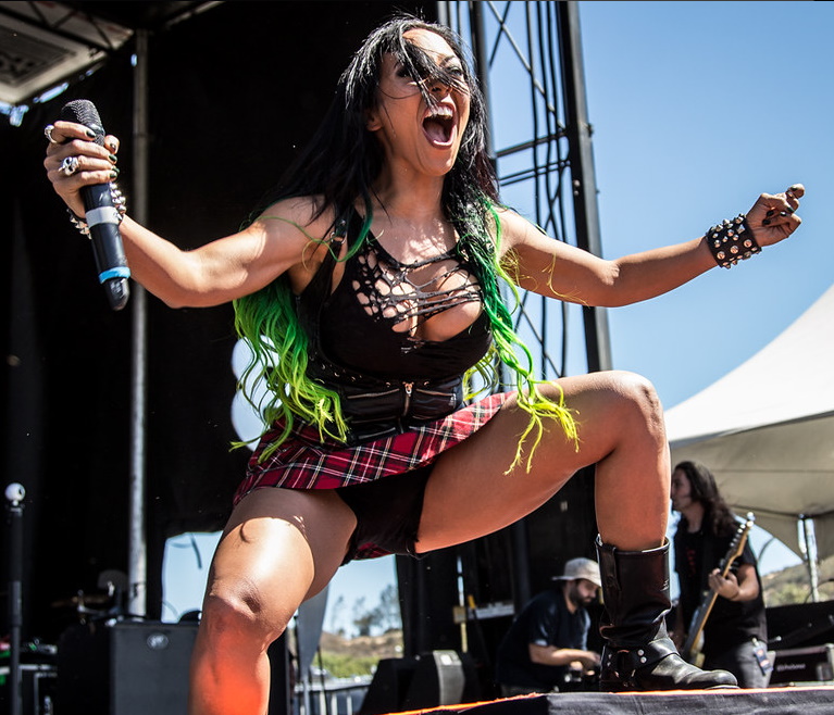 fckfmrocks's tweet image. Loud &amp;amp; Hard, share your favorite concert photo 📸