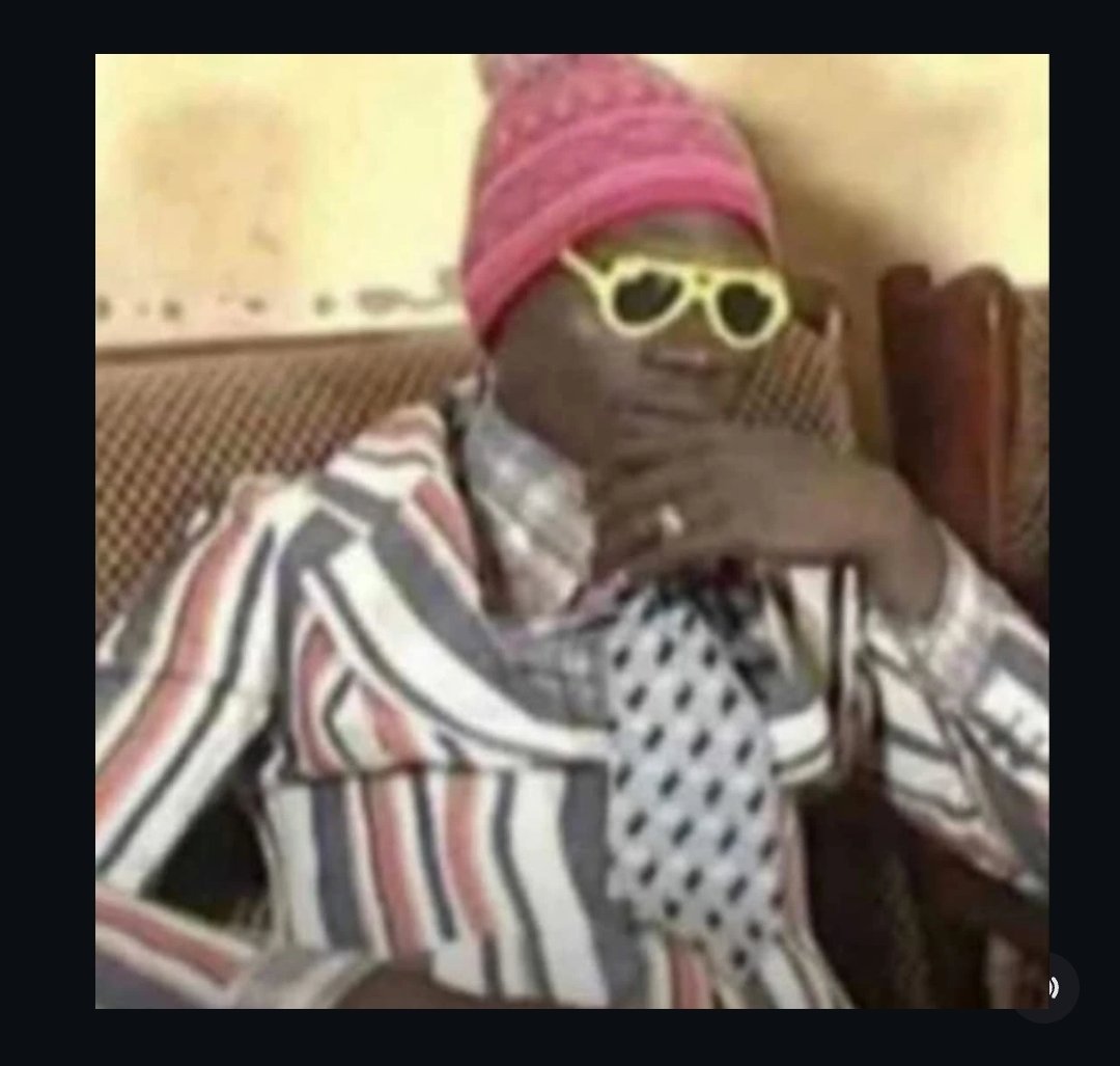 EmbianGuru's tweet image. You'll never find someone with a pure heart as mine 😌😌😌