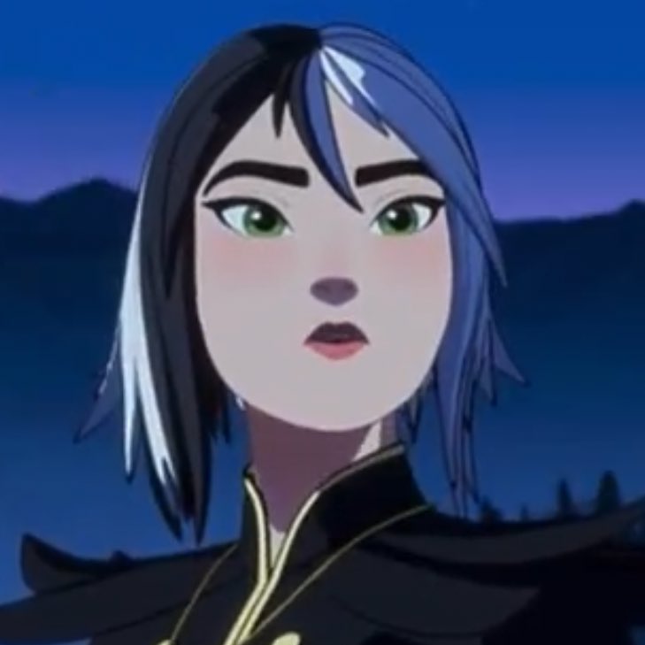 get yourself a girl who can do both puppy eyes and siren eyes