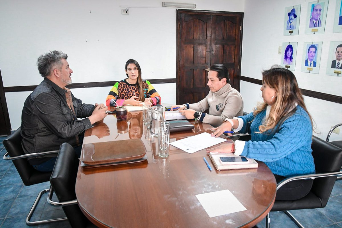 Se realizará la segunda reunión de la Mesa de Diálogo Permanente de Discapacidad junto a funcionarios municipales.

Más info 📲 cdsalta.gob.ar/se-realizara-l…