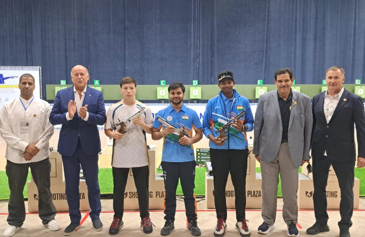 #KapilBainsla wins gold in 10m air pistol Men's junior event at Asian Shooting Championship in Kazakhstan. Congratulations 👏