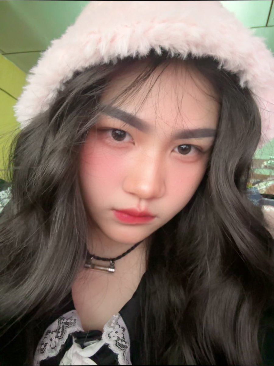 แมวขี้อ้อน 🩷

#เด็กกาญจนบุรี #คนกาญจนบุรี
#สาวอวบ #หุ่นหมี #น่ารัก