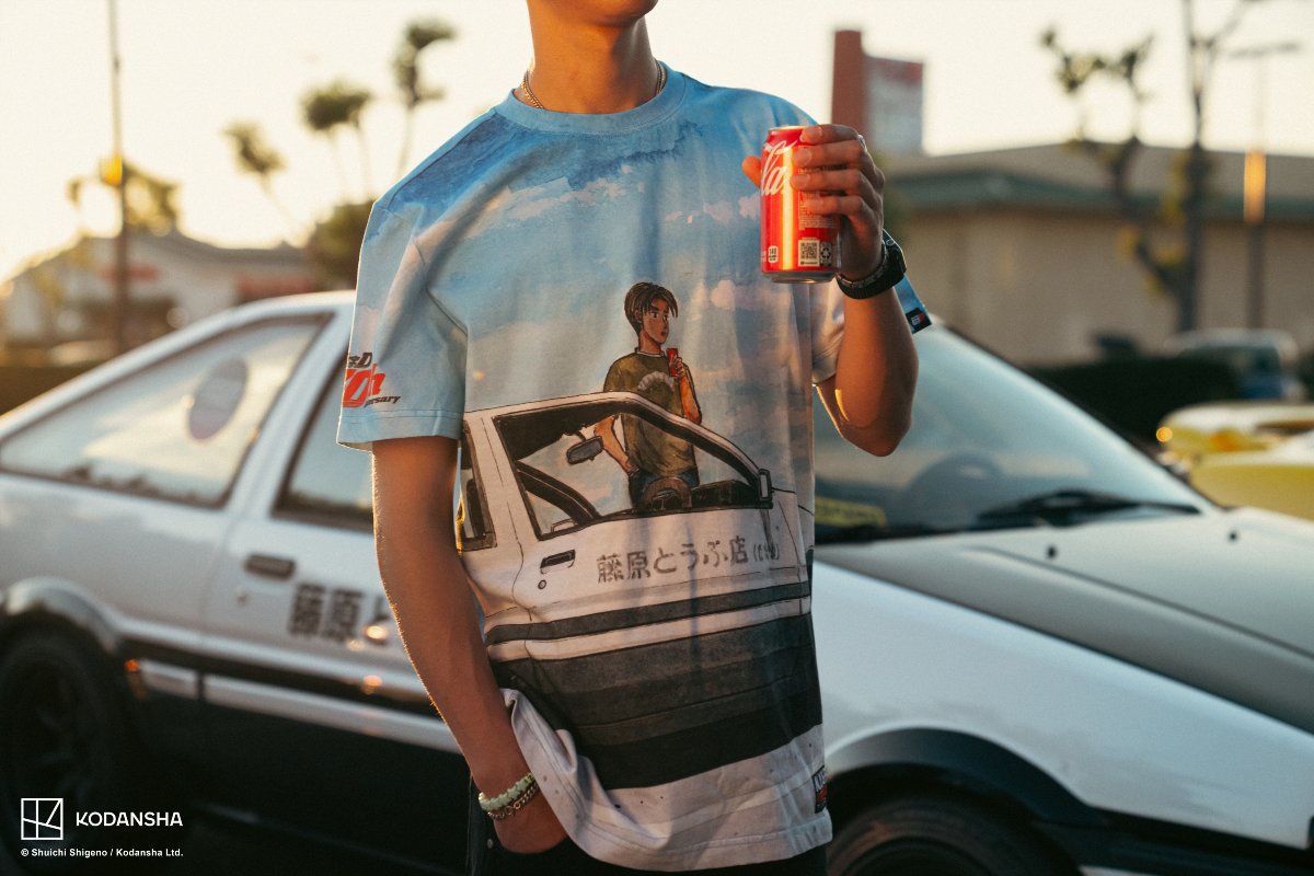 ▽ M.RAGE &amp; INITIAL D 🏎️✨
Celebrating 30 years of Initial D, this collab slaps harder than a downshift on MT. Akina!
🏁 AE86
🟡 FD3S
⚪ FC3S
👕 Takumi Tee

Packed with manga art &amp; next-level embroidery.
🛍️Grab it at #AnimeNYC!
⚡Pre-order online now! - mdotrage.com