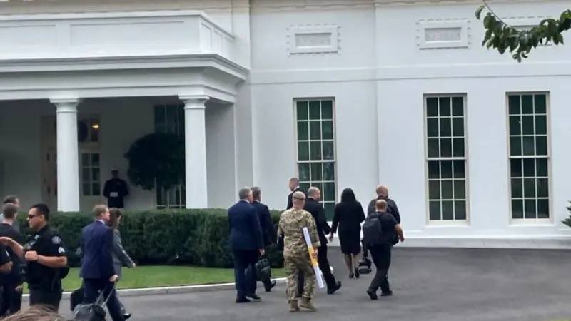 Several members of the Ukrainian delegation, including Andriy Yermak, Rustem Umerov, Pavlo Palisa, and Oksana Markarova, have arrived at the White House ahead of President Zelensky.