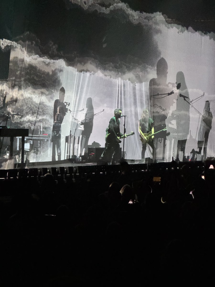 Voncaster1's tweet photo. I saw @nineinchnails on August 17 @XcelEnergyCtr in St. Paul. @nineinchnails puts on an amazing audio visual show.

(1 of 2) https://t.co/8T0KbgTLGp