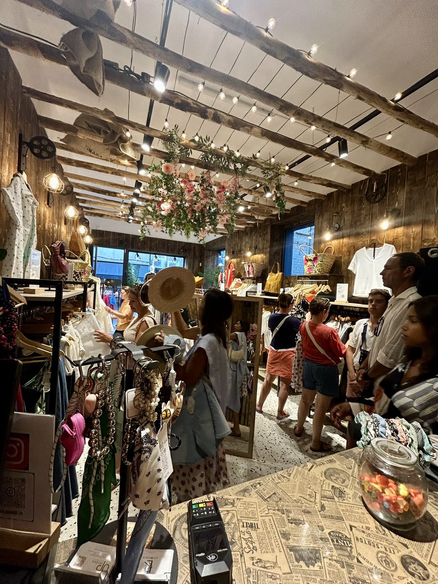 Comme un lundi à la grange 44 de Porto Vecchio 🤟