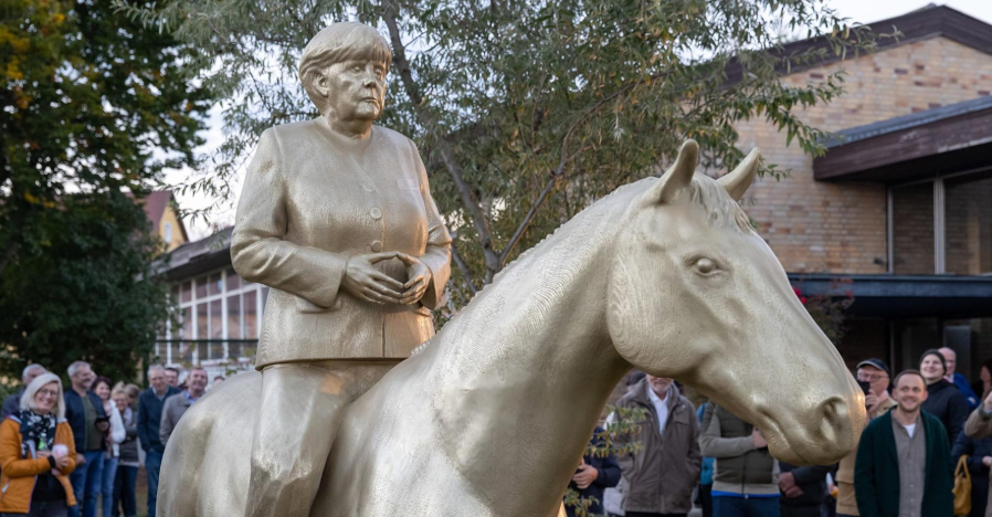 Rodrigo Díaz de Vivar tweet media