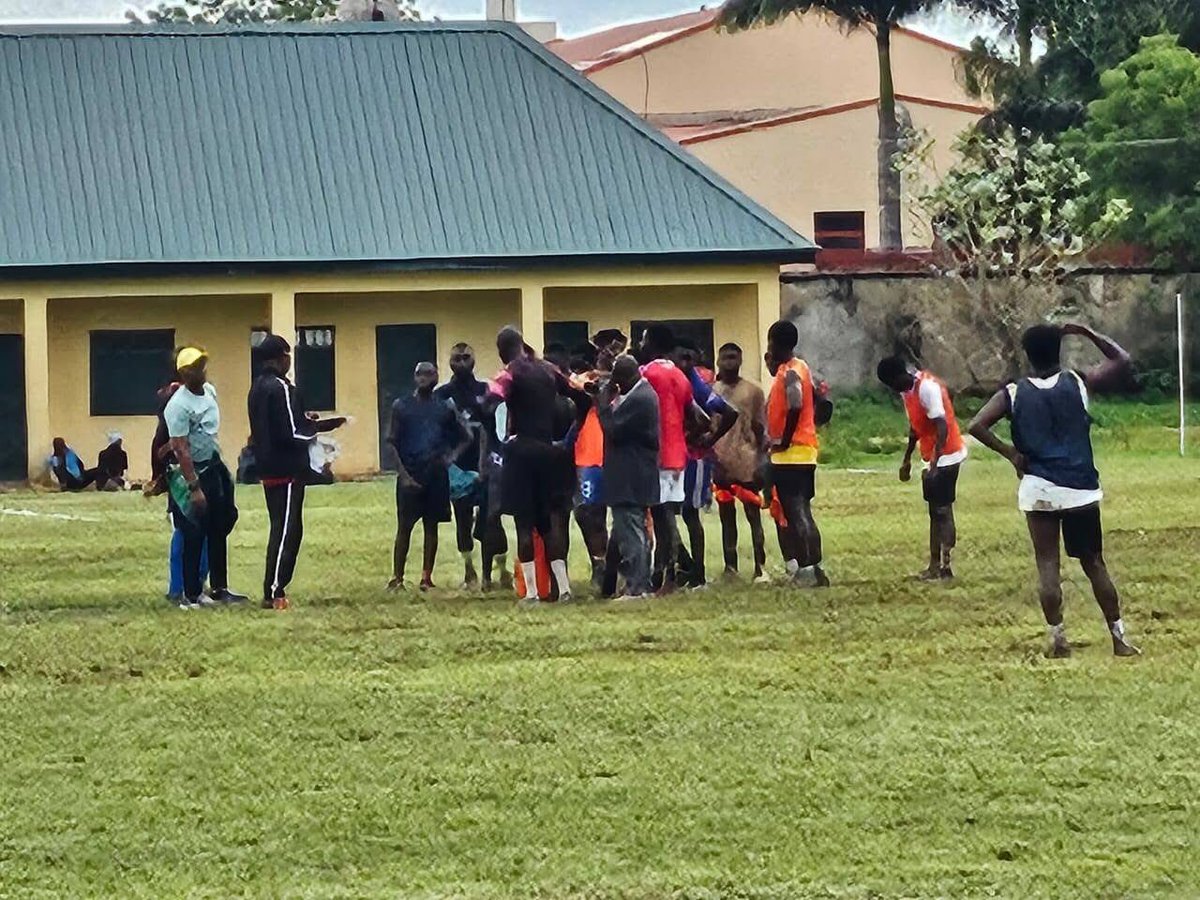 abdullahiyaro15's tweet image. 🚨PICTURES:Ranchers Bees opening screening begins at Rimi College in Kaduna.

Thank my leader @B_ELRUFAI and Sadiq Umar.