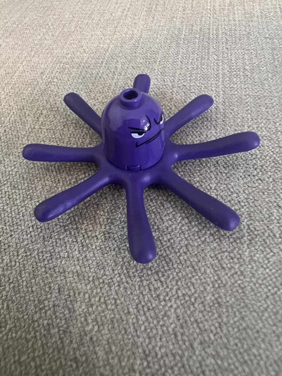 MRCompletionis's tweet photo. When a Legoยฎ dentist teams up with a Legoยฎ octopus, itโs smiles and tentacles all around! ๐ฆท๐ #LegoMinifigures #LegoPhotography #LegoArt #ToyPhotography #Minifigures #LegoCollector #AFOL #LegoLife #BrickCentral #ToyCommunity #LegoLove #LegoWorld #TheDentistandtheOctopus https://t.co/eDaHcDzgei