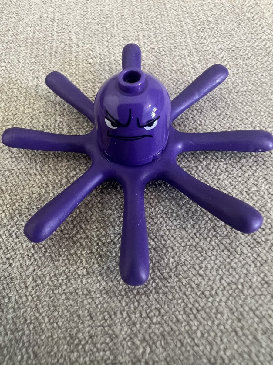 MRCompletionis's tweet photo. When a Legoยฎ dentist teams up with a Legoยฎ octopus, itโs smiles and tentacles all around! ๐ฆท๐ #LegoMinifigures #LegoPhotography #LegoArt #ToyPhotography #Minifigures #LegoCollector #AFOL #LegoLife #BrickCentral #ToyCommunity #LegoLove #LegoWorld #TheDentistandtheOctopus https://t.co/eDaHcDzgei