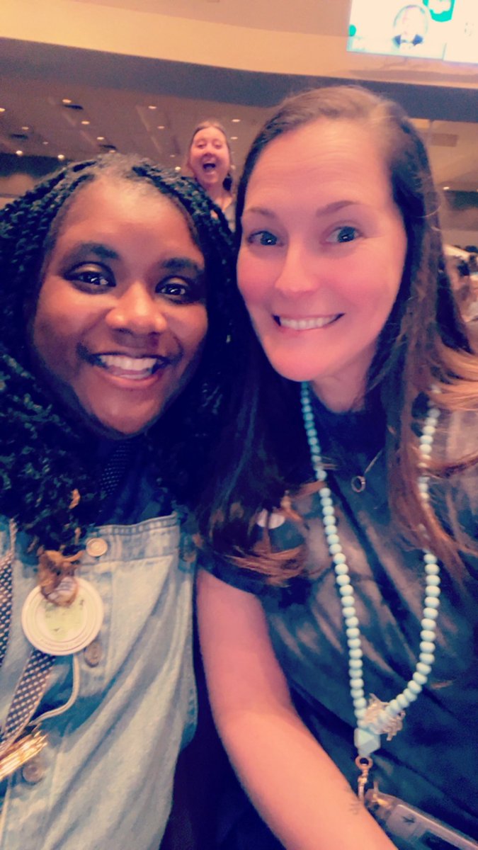 Danielle Gish tweet media