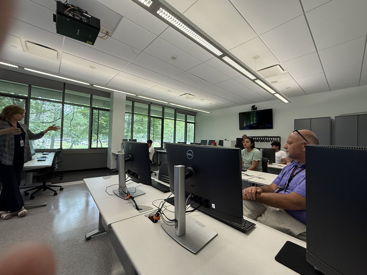 TarrySup's tweet image. Excited to kick off our TOP (Tarrytown, Ossining, Peekskill) WCC program! Creating workforce development opportunities for our scholars of different abilities ā building skills, and brighter futures. #WorkforceDevelopment @ufsdtarrytowns @PeekskillCSD @OssiningSchools