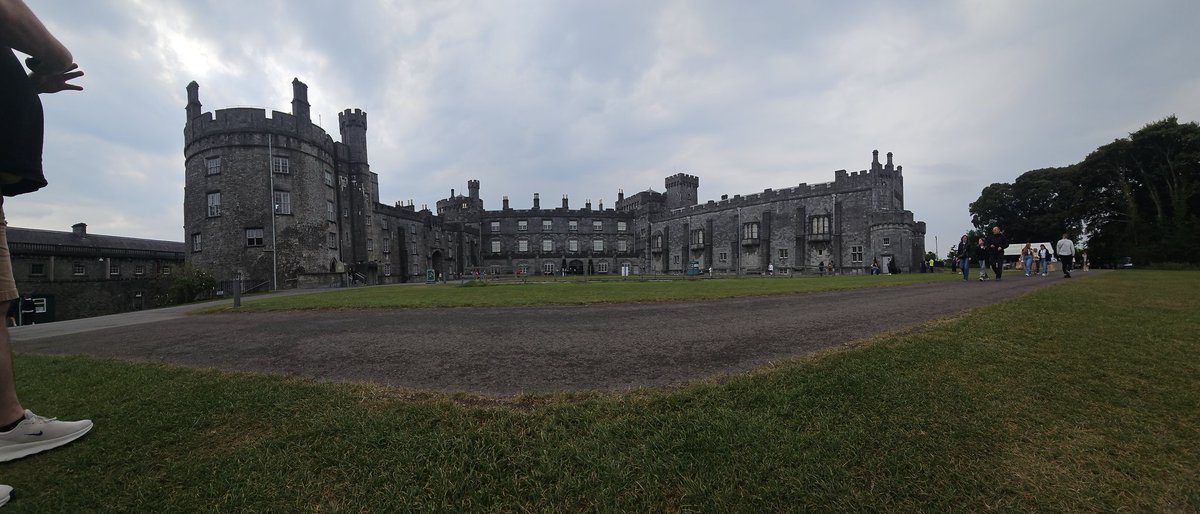 Finally in Ireland! Time to decompress for a week, with castles, gorgeous views, and Wildcat football. 🤙