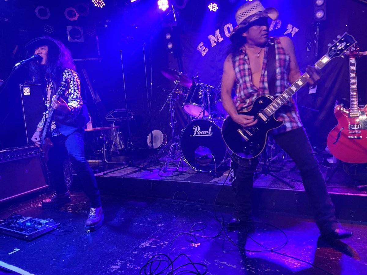 RocksJumping's tweet photo. 8/17(日)群馬太田エモーションさんでサマーロックフェスに���演させて頂きました❣️
相変わらずとっても楽しかったです〜
初めて演ったVooDoo Childとインストも気持ち良かったなあ
9/6（土）も楽しみです〜
#thejumpingrocks #群馬太田エモーション　#群馬県　#群馬　#太田市　#エモーション　#emotion https://t.co/7QtLNVF58r