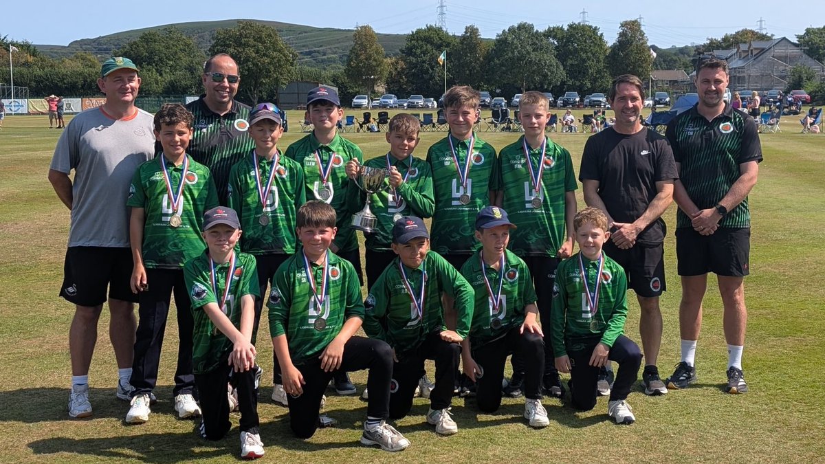 AmmanfordCC's tweet photo. Balch 💚

A successful Sunday for the Club’s junior sides, with the Under 11s winning the League Cup and the Under 13s ending as runners up in their final.

Our Future. Ein Dyfodol.

#ForgedInGreen https://t.co/LnoaLqIDsb