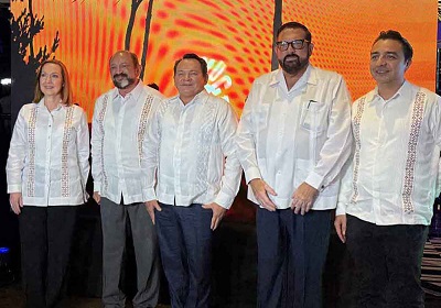 #Columna De Cinco Estrellas✍️
⭐️El Festival de Tradiciones de Vida y Muerte en #Xcaret tendrá como invitado especial al estado de #Michoacán🥳
⭐️#Yucatán, #SantuarioMaya campaña que busca expandir la derrama económica a más comunidades 
shre.ink/toz7👈🧳