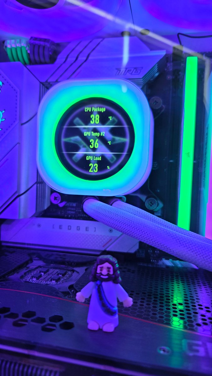 Khaos_FP's tweet photo. @CORSAIR I Love my AIO. https://t.co/jAaAtp5qwg