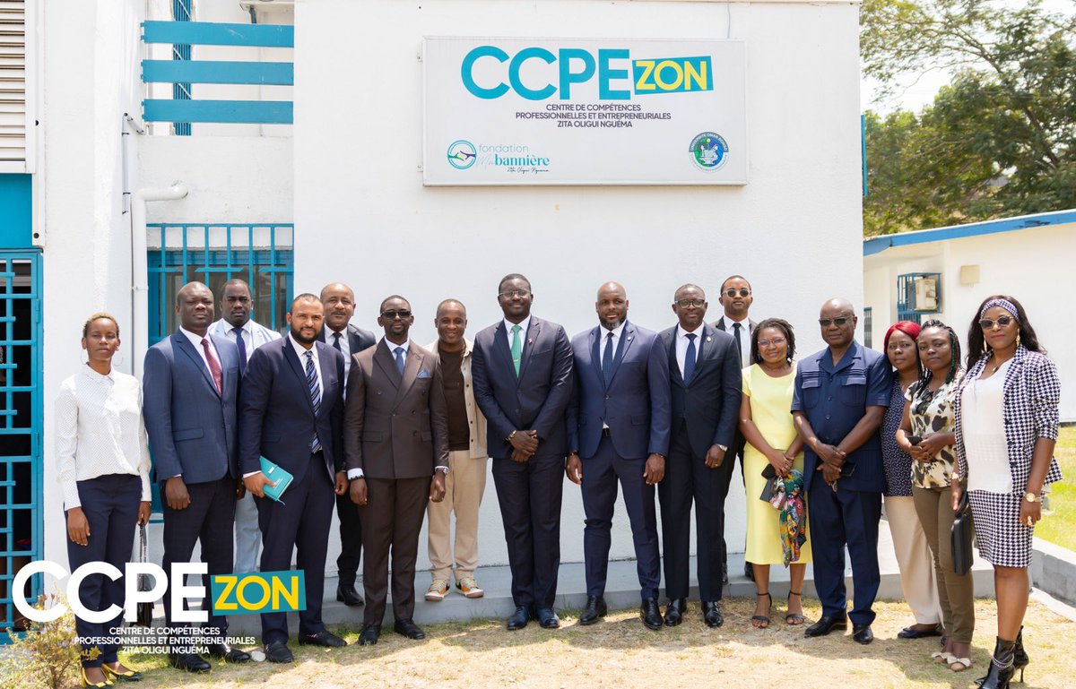 MichelMouba's tweet photo. 💡 Fier de soutenir le #CCPEZON, un espace dédié à la formation et à l’entrepreneuriat des jeunes au Gabon 🇬🇦.
Investir dans la jeunesse, c’est investir dans l’avenir. ✨

#Jeunesse #Entrepreneuriat #Formation #Gabon https://t.co/I799qqiDJl