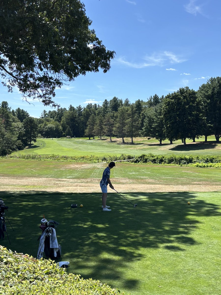 GolfHopedale's tweet photo. Beautiful day for our first day of tryouts. Good luck to all the other Hopedale fall sports getting started today! @HopedaleSports @HopedaleBooster https://t.co/EyMJElhq7X