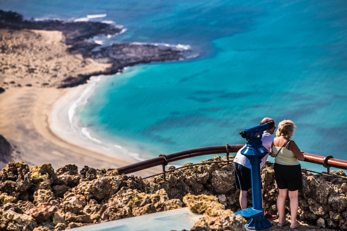 Little pieces that make you fall in love with Lanzarote 🤗🌊🌋

#LanzaroteAUniqueIsland