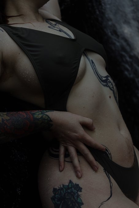 Watch 🦈FatherShark🦈's leaked NSFW photo on TwXstars