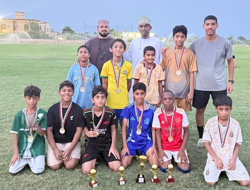 majazteam1's tweet photo. فريق الإتحاد بطلا لدورة الداخلية للمراحل السنية التي نظمها الفريق والتي اختتمت عصر اليوم الأثنين، وحصل اللاعب أمجد بن ماجد الكحالي على لقب الهداف،  وعلي بن حسين الحمداني أفضل حارس. https://t.co/DJnQVJokxn