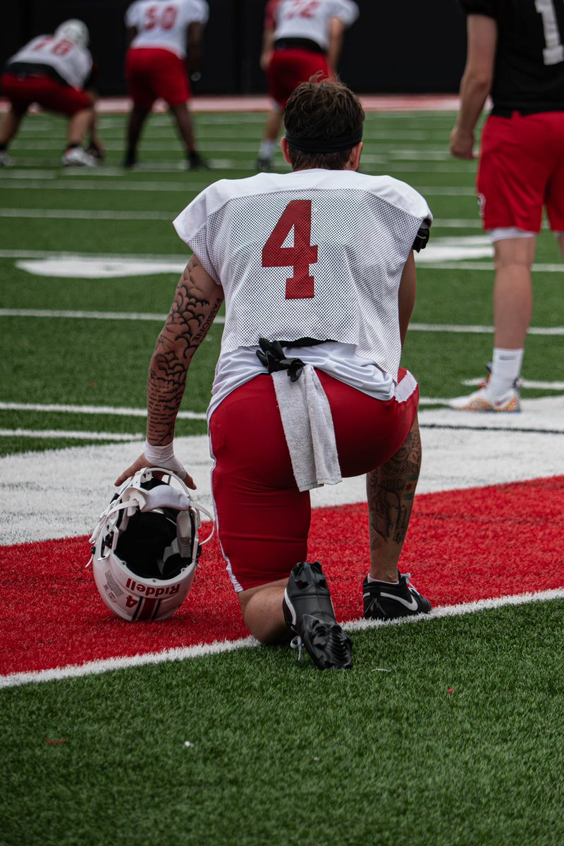 Red Hawk Football tweet media