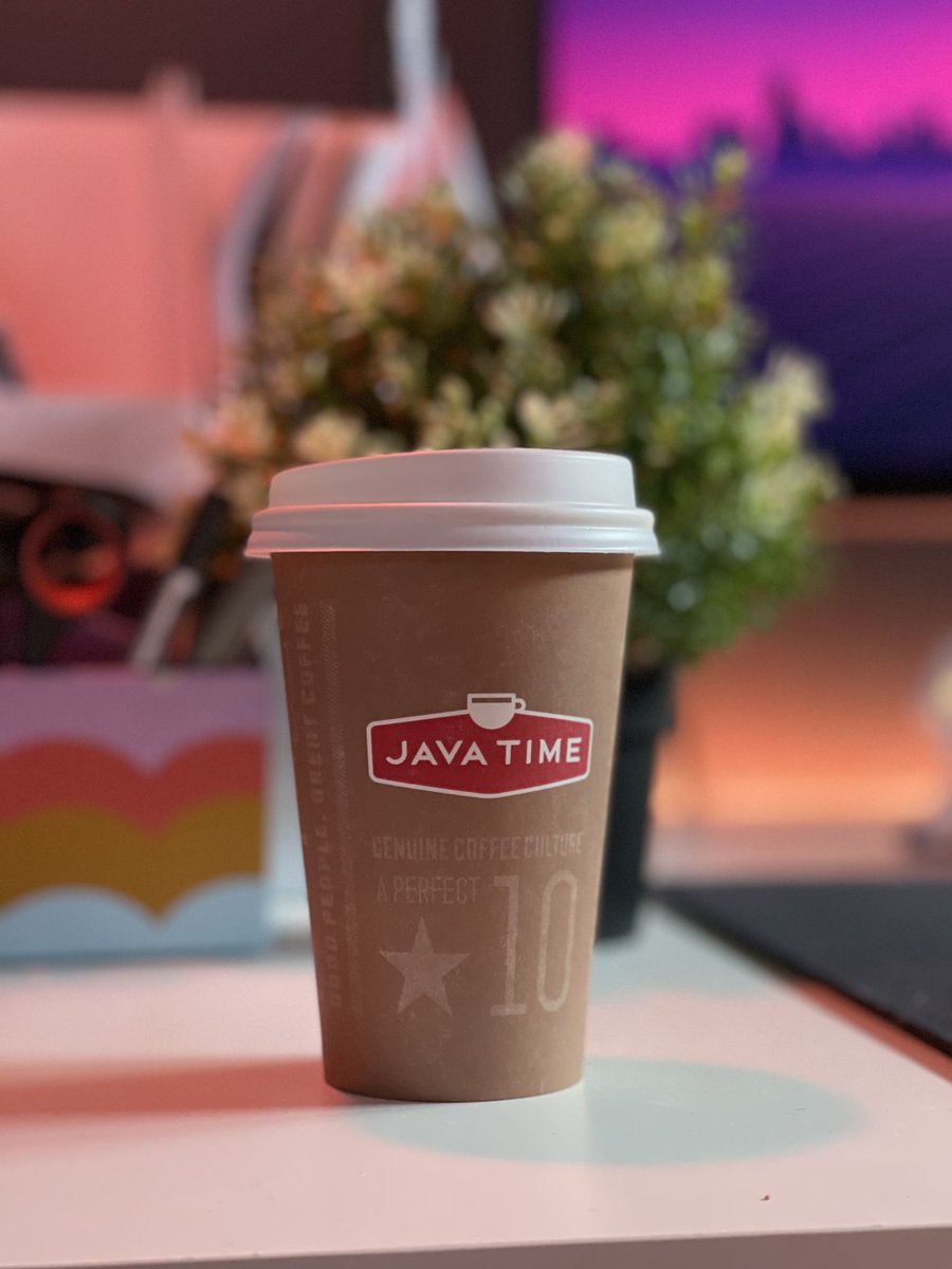 Almajed824's tweet image. مازلت محتفظ بالكوب في مكتبي ❤️