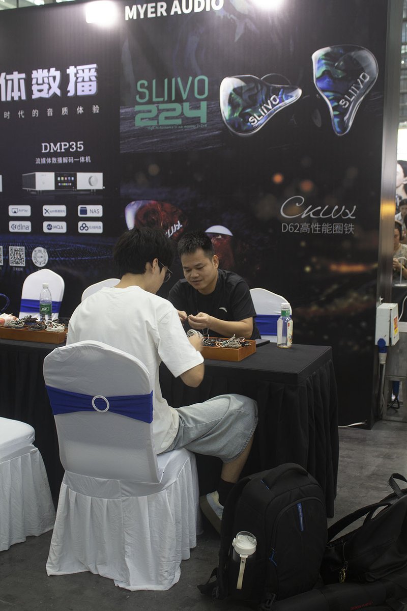 MyerAudio's tweet image. The Shenzhen International Audio Exhibition, which Myer Audio was invited to attend, came to a successful close on 17 August. The SL224 received unanimous praise from audio enthusiasts. We would like to thank everyone for their enthusiasm and will continue to work hard.