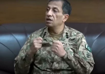 Iqbalmehree's tweet image. The Pakistani military claims locals in Balochistan are “increasingly cooperating”  with their counterterrorism efforts—because obviously, who wouldn’t want to help after decades of unrest? 🤔 

 #MilitaryLogic #Balochistan #Counterterrorism #ISPR #RealityCheck #LocalSupport