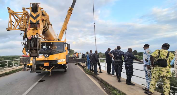 #Accident du bus #STM : un test politique pour Patrice Talon

Lire Sur linvestigateurafricain.tg/accident-du-bu… 

Rejoignez notre groupe WhatsApp via : chat.whatsapp.com/Gz7RY54NeQc41y…